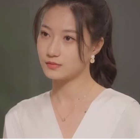 萌宝神助攻：妈咪她又美又飒第01集